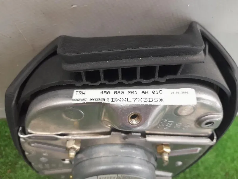 Air-bag Guidatore 4B0880201A Audi A6 4B 1997