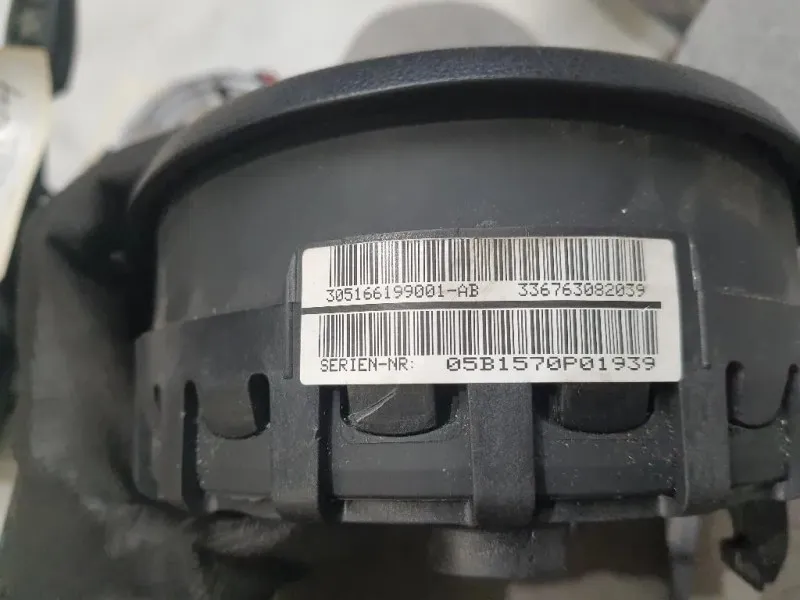 Air-bag Guidatore 305166199001AB Bmw Serie 1 E81 Berlina 2005