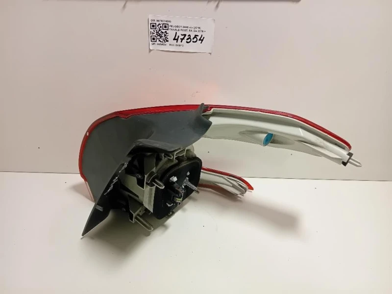 Fanale POST SX 9678074280 Peugeot 2008 I 2016