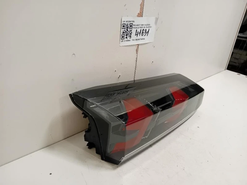 Fanale POST SX 9825957580 Peugeot 2008 II 2020