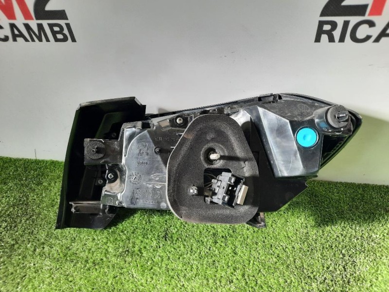 Fanale POST SX 9823216880 Peugeot 208 I 2015