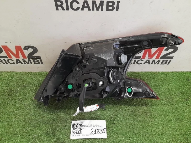 Fanale POST SX 9823728680 Peugeot 308 II 2014