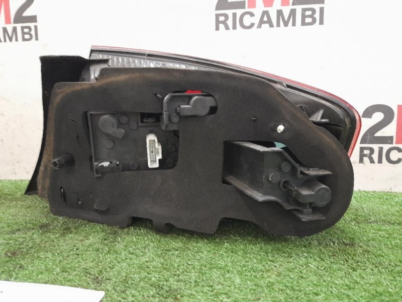 Fanale POST SX 9656606380 Peugeot 407 2004