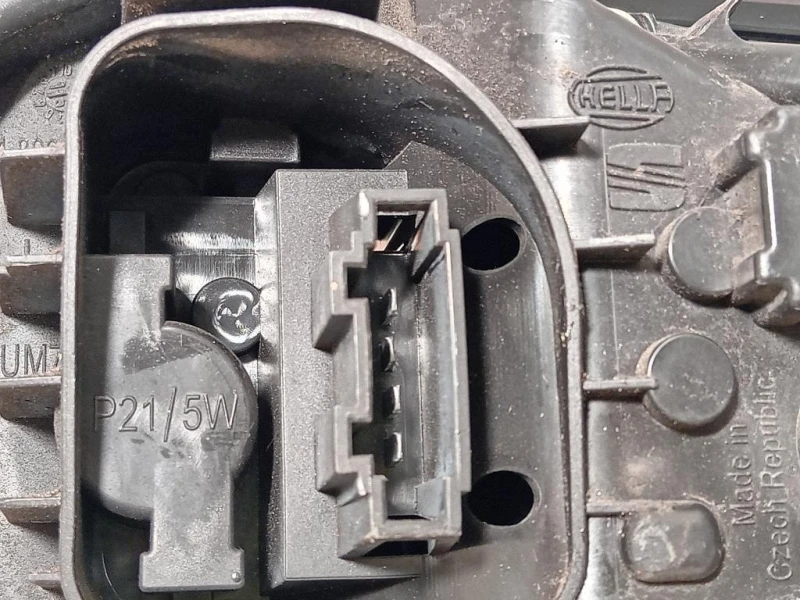 Fanale POST SX 6JH 945 095 E Seat Toledo KG3 2013