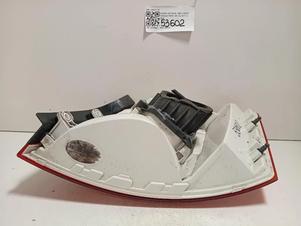 Fanale POST SX 185311-01 Skoda Octavia 5E3 2017