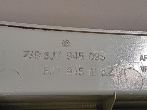 Fanale POST SX 5J7945111 Skoda Roomster 5J7 2006