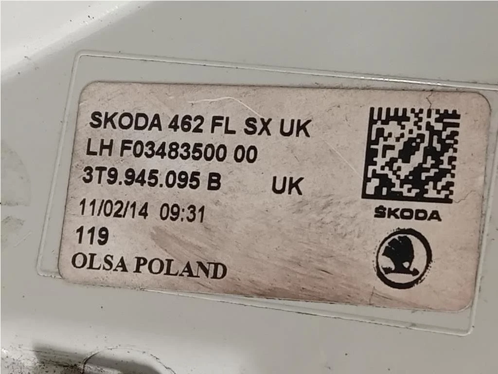 Fanale POST SX 3T9945095B Skoda Superb 3V3 2015