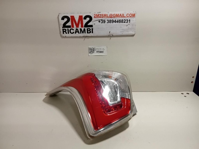 Fanale POST SX 83601-35000 Ssangyong Tivoli 2015