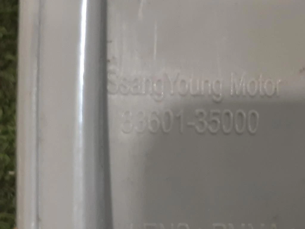 Fanale POST SX 83601-35000 Ssangyong Tivoli 2015