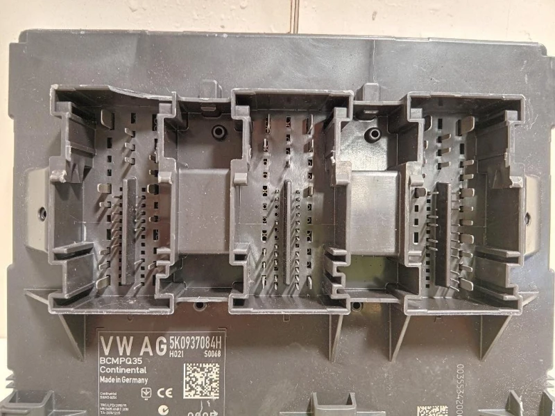 Centralina Comfort 5K0 937 084 H Volkswagen Touran III 2010