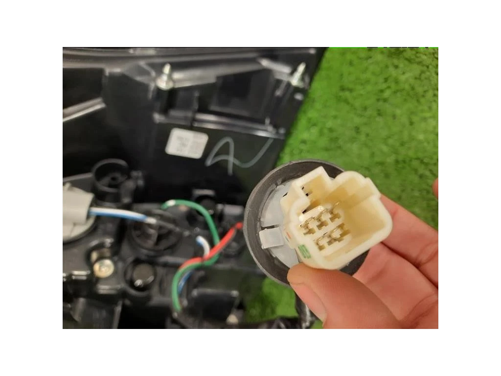 Fanale POST SX 148R00 0063 Suzuki S-cross 2021