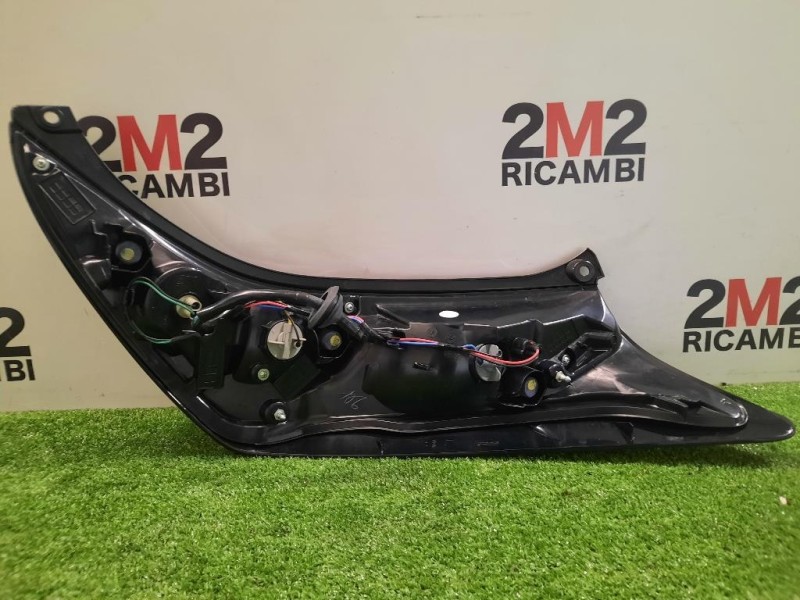 Fanale POST SX 815600H230 Toyota AYGO II 2018