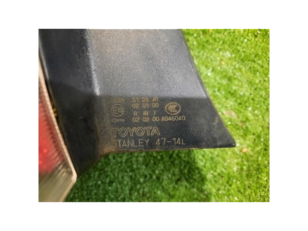 Fanale POST SX 8156147061 Toyota Prius I 2004