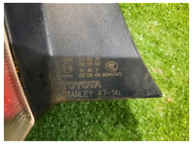 Fanale POST SX 8156147061 Toyota Prius I 2004