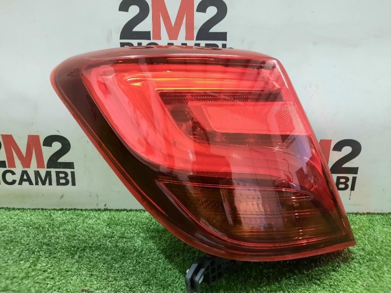 Fanale POST SX 815610D610 Toyota Yaris IV 2014