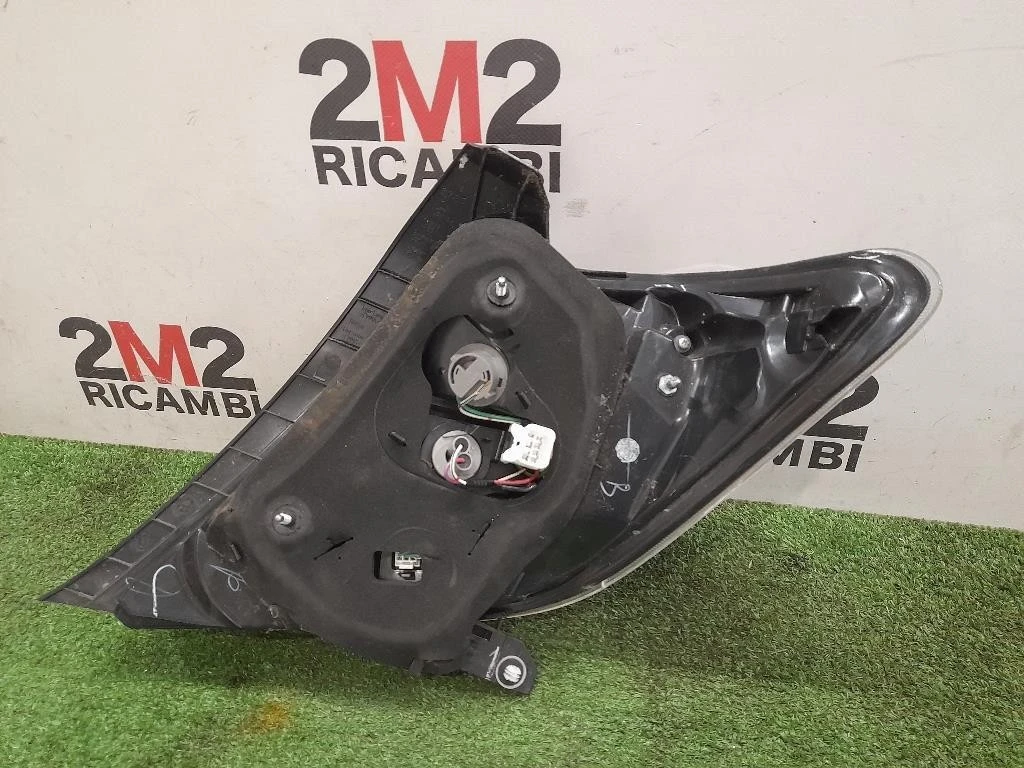 Fanale POST SX Toyota Yaris IV 2014