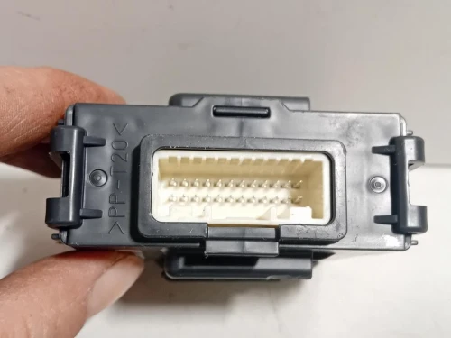 Centralina ESP 476A04EA0A Nissan Qashqai II 2014