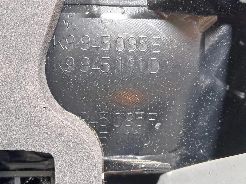 Fanale POST SX 1K9 945 095 E Volkswagen GOLF VI 2009