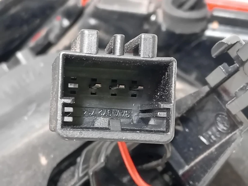 Fanale POST SX 5G0945095P Volkswagen GOLF VII 2017