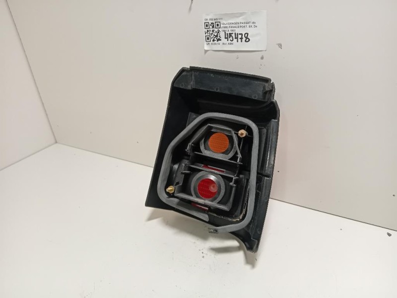 Fanale POST SX 333 945 111 Volkswagen Passat II 1989