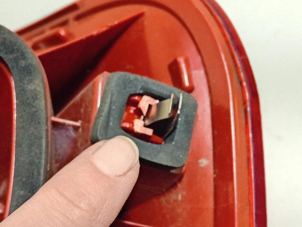 Fanale POST SX 3C9 945 095 N Volkswagen Passat V 2005