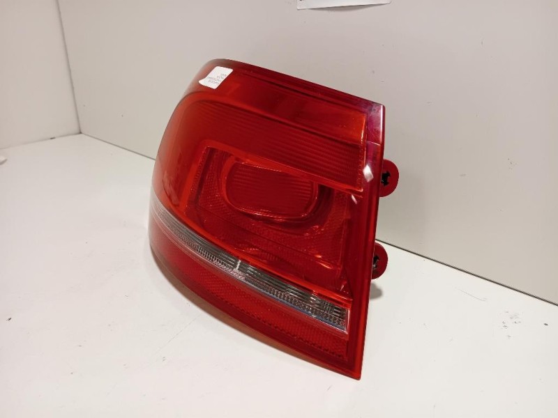 Fanale POST SX 3AF945095E Volkswagen Passat VI Variant 2011