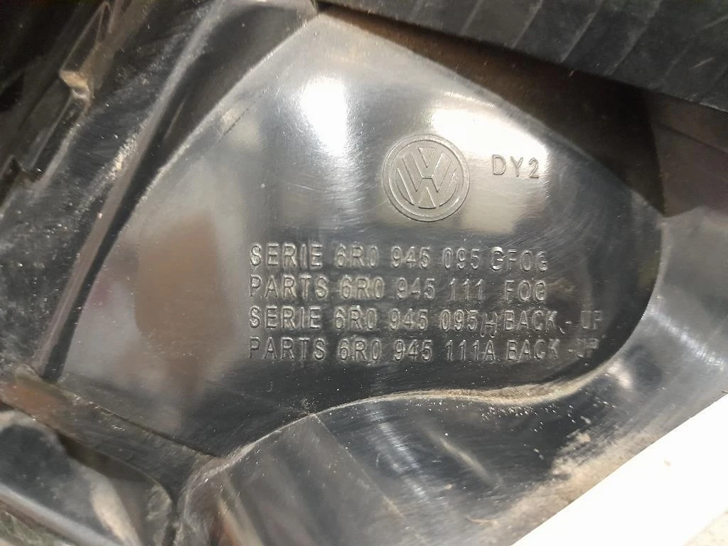 Fanale POST SX 6R0945095 Volkswagen POLO VI 2009