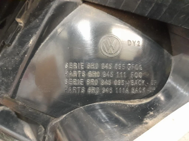 Fanale POST SX 6R0945095 Volkswagen POLO VI 2009