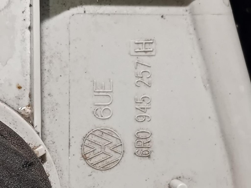 Fanale POST SX 6R0945257 Volkswagen POLO VI 2009