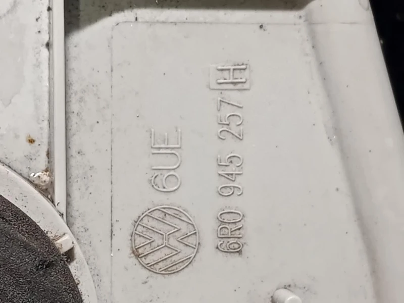 Fanale POST SX 6R0945257 Volkswagen POLO VI 2009