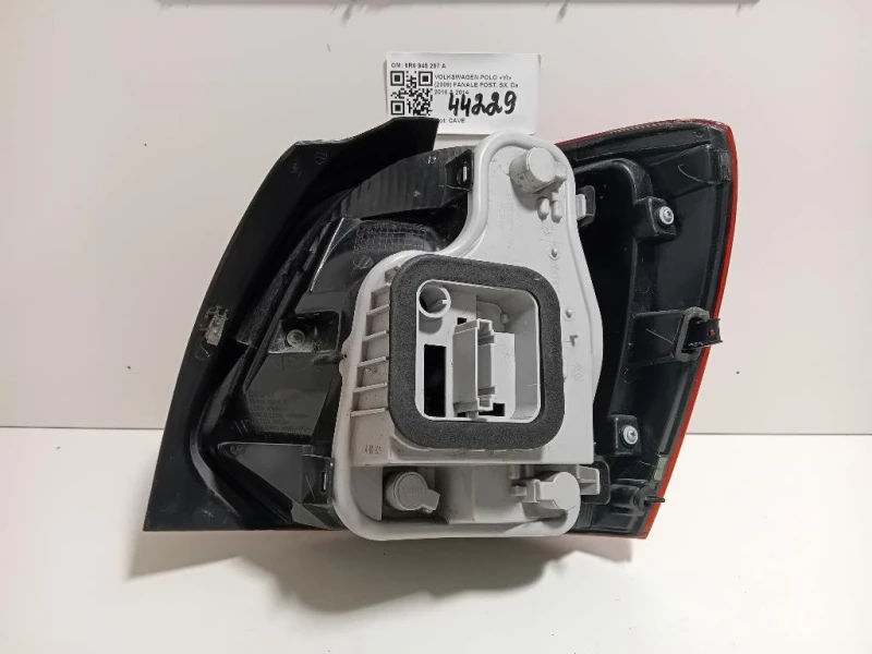 Fanale POST SX 6R0 945 257 A Volkswagen POLO VI 2009