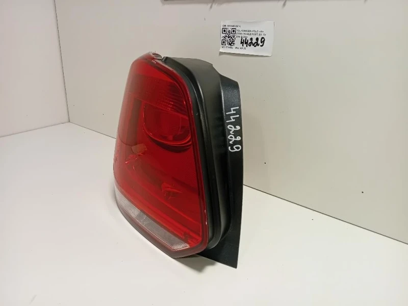 Fanale POST SX 6R0 945 257 A Volkswagen POLO VI 2009