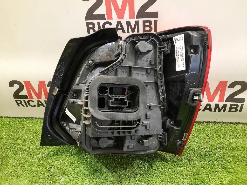 Fanale POST SX 6C0945095F Volkswagen POLO VI 2014