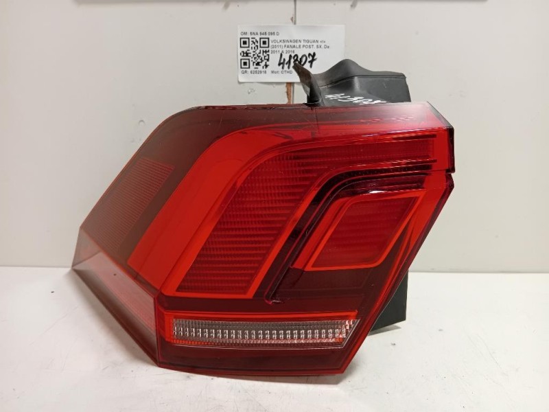 Fanale POST SX 5NA 945 095 D Volkswagen Tiguan I 2011