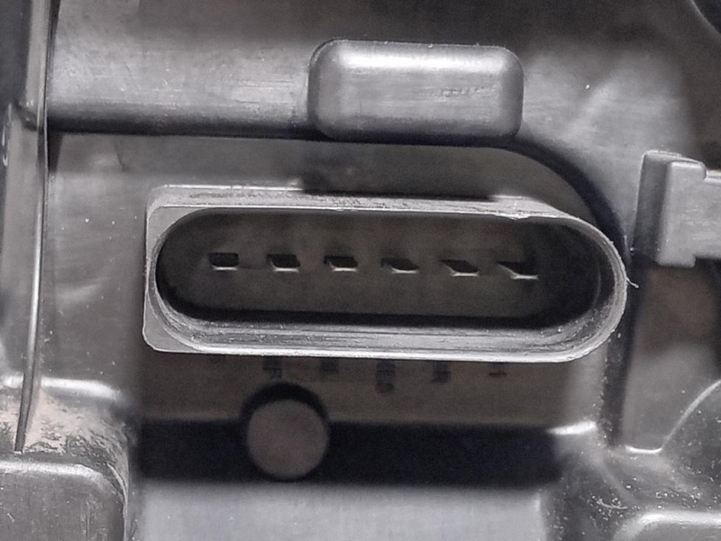 Fanale POST SX 1T0 945 257 D Volkswagen Touran I 2003