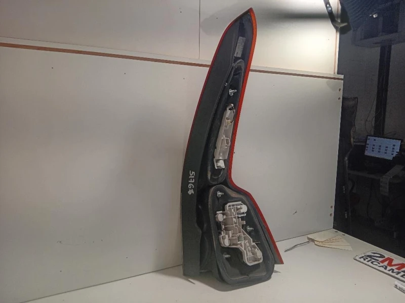 Fanale POST SX 30744541 Volvo V50 2004