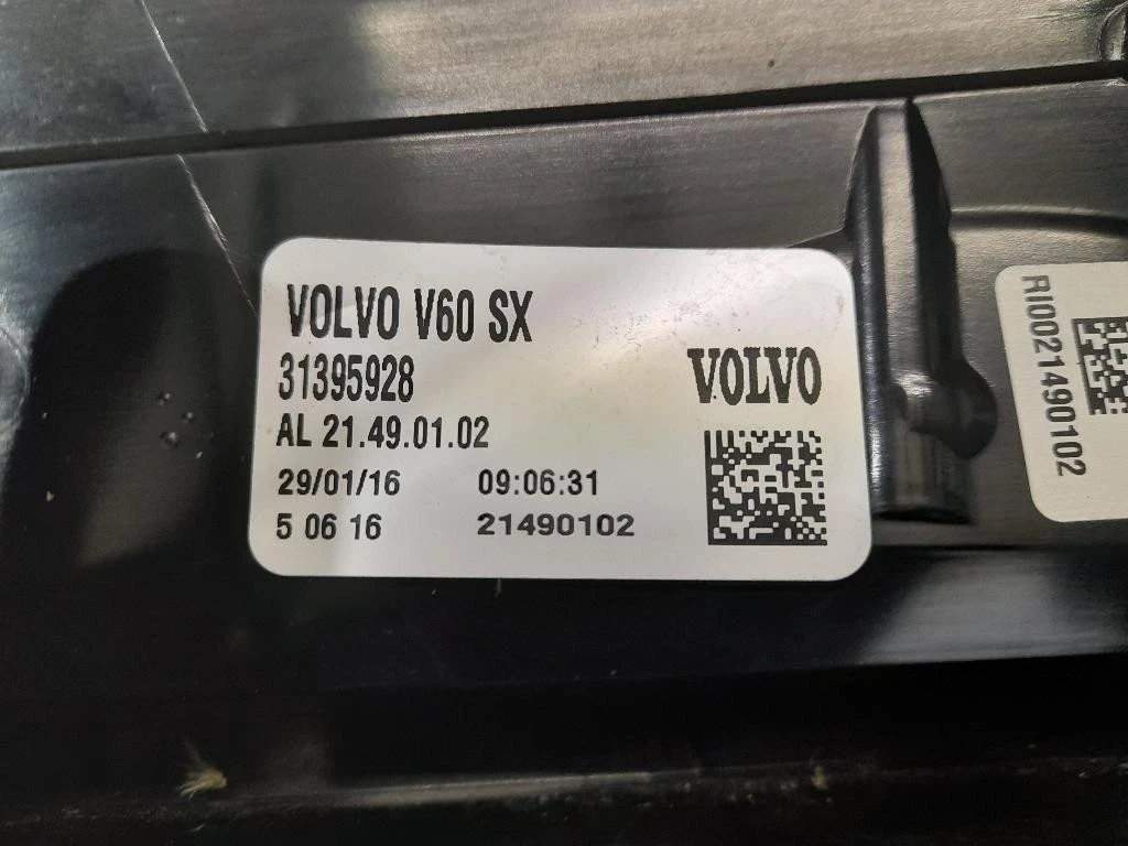 Fanale POST SX 31395928 Volvo V60 I 2013