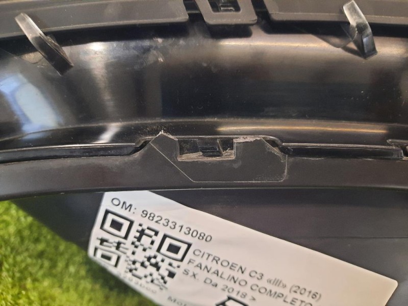 Fanalino Completo ANT SX CREPATO GUARDARE FOTO 9823313080 Citroen C3 III 2016