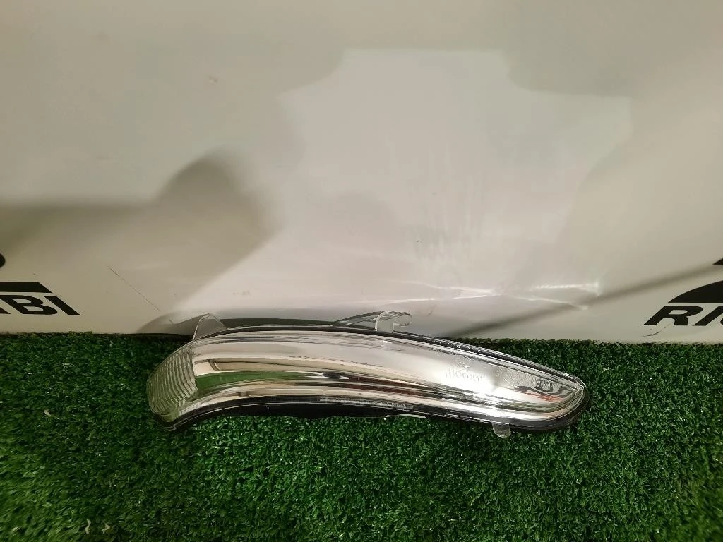 Fanalino Direzionale Specchio ANT DX 1607512580 Peugeot 208 I 2015