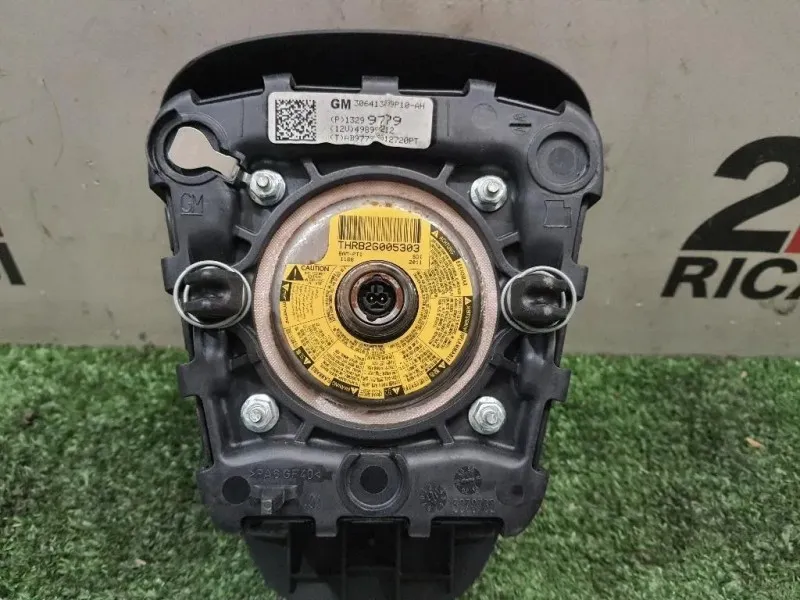 Air-bag Guidatore 13299779 Opel Astra J 2010