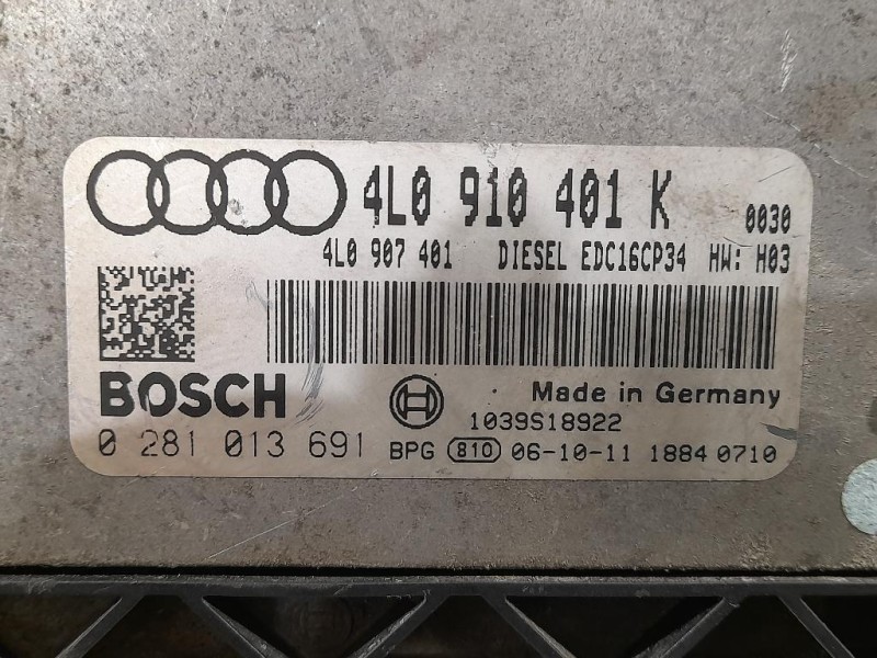 Centralina Iniezione 4L0 910 401 K Audi Q7 4LB 2006