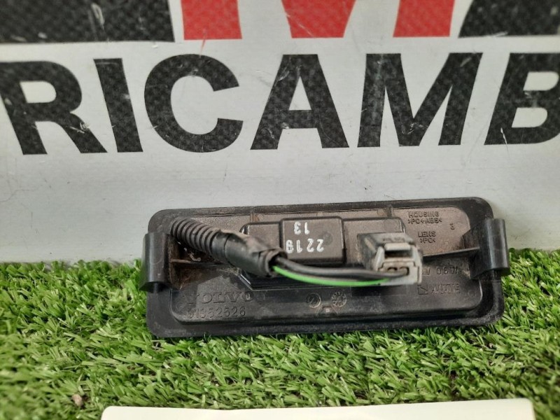 Fanalino LUCE Targa POST DX LUCE TARGA 31352526 Volvo V40 II 2012