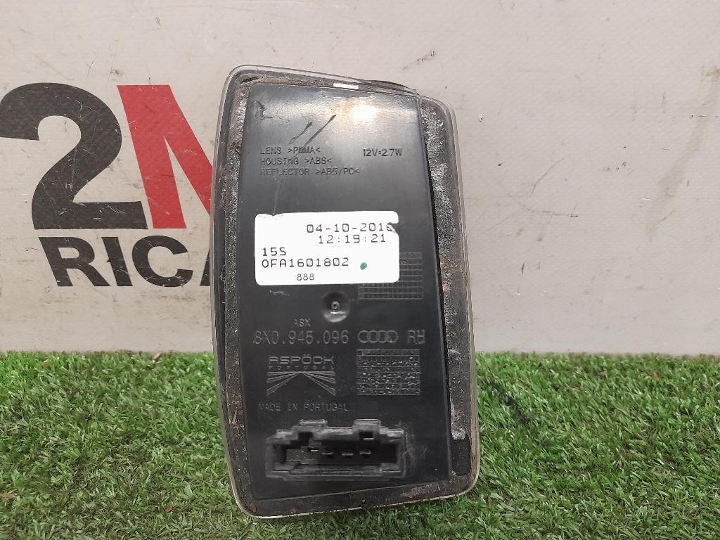 Fanalino POST DX 8X0945096 Audi A1 8XF Sportback 2015