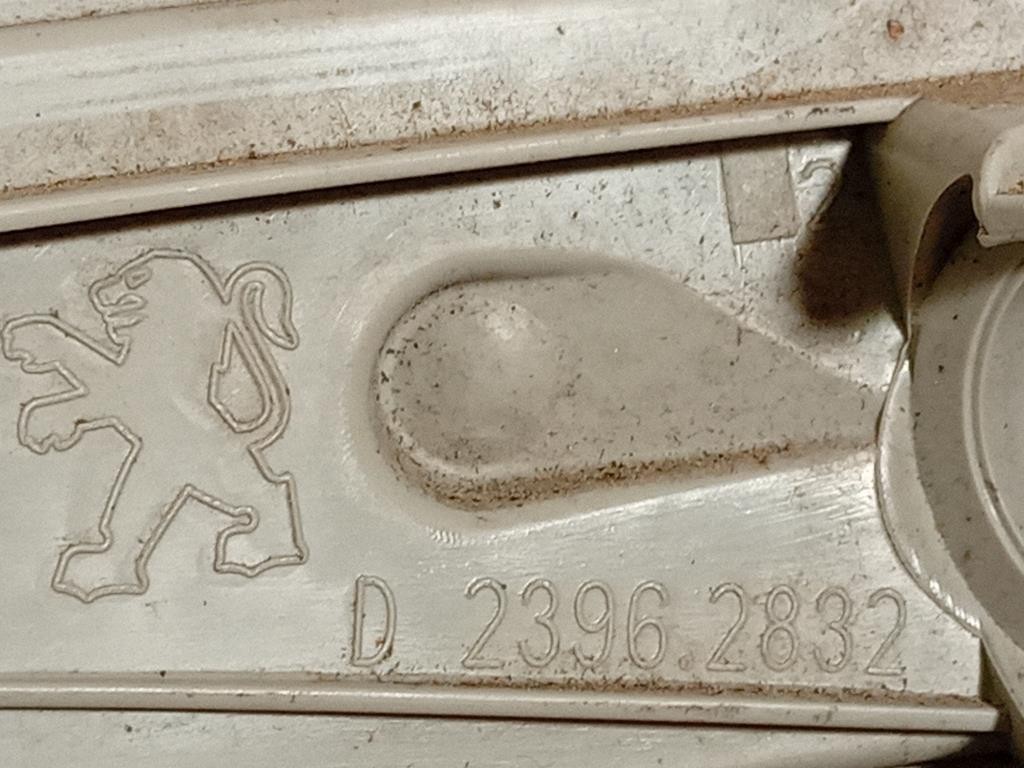 Fanalino POST DX 23962832 Peugeot 2008 I 2016