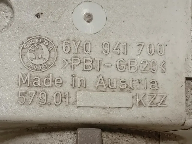 Fendinebbia ANT DX 6Y0 941 700 Skoda Fabia 6Y3 2000