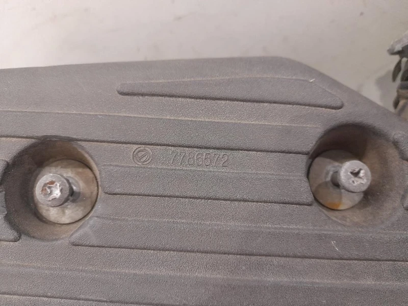 Filtro ARIA Completo 7786004 Fiat Bravo I 1998