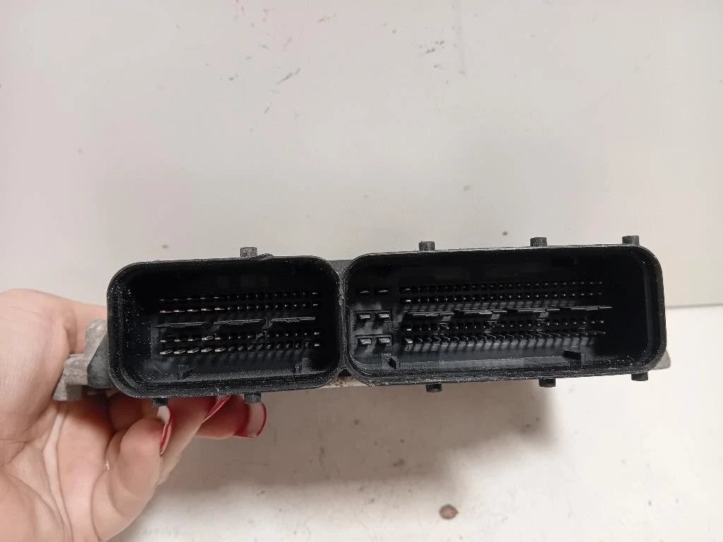 Centralina Iniezione 39120-2A051 Kia Sportage III 2010