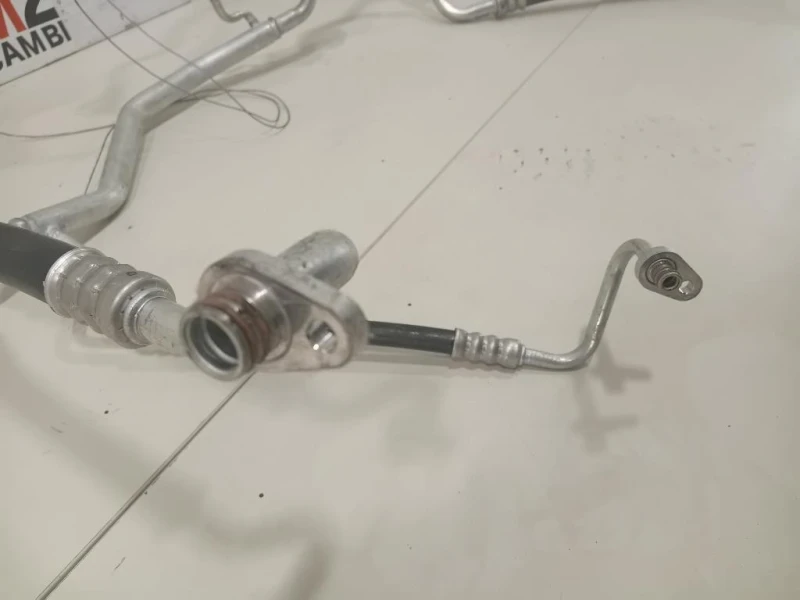 Flessibile AC Compressorecondensatore 9606581680 Citroen C4 Picasso II 2013