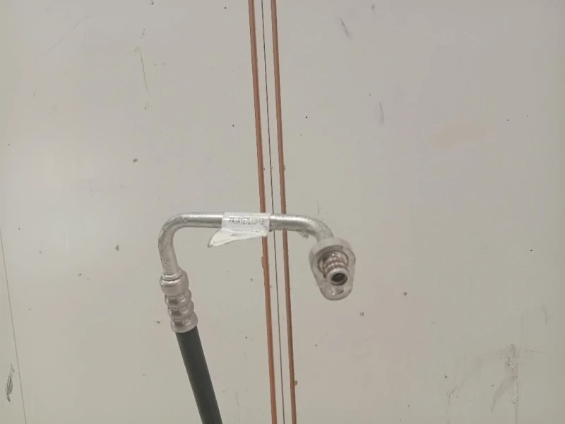 Flessibile AC Compressorecondensatore 9606581680 Citroen C4 Picasso II 2013