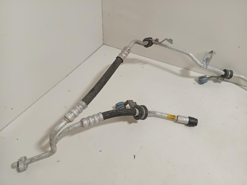 Flessibile AC Compressorecondensatore 51884458A Fiat 500L 2013